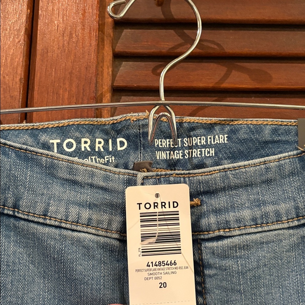Torrid super flare jeans - Picture 2 of 2